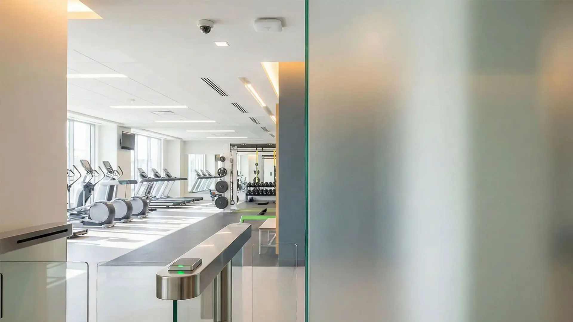 Smart Technology for Modern Fitness Facilities