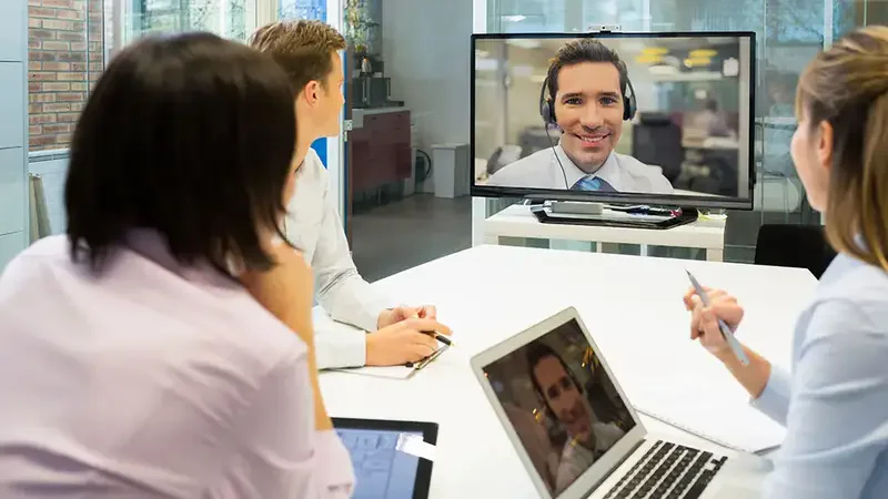 Business calling and softphone features